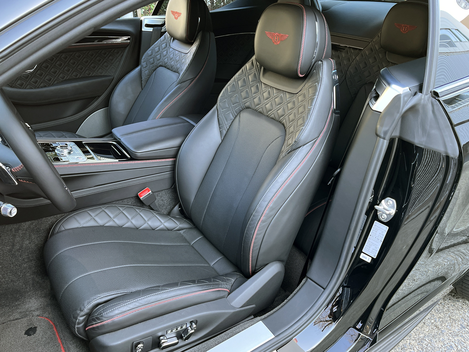 Continental GT V8 Mullinerリッチライン