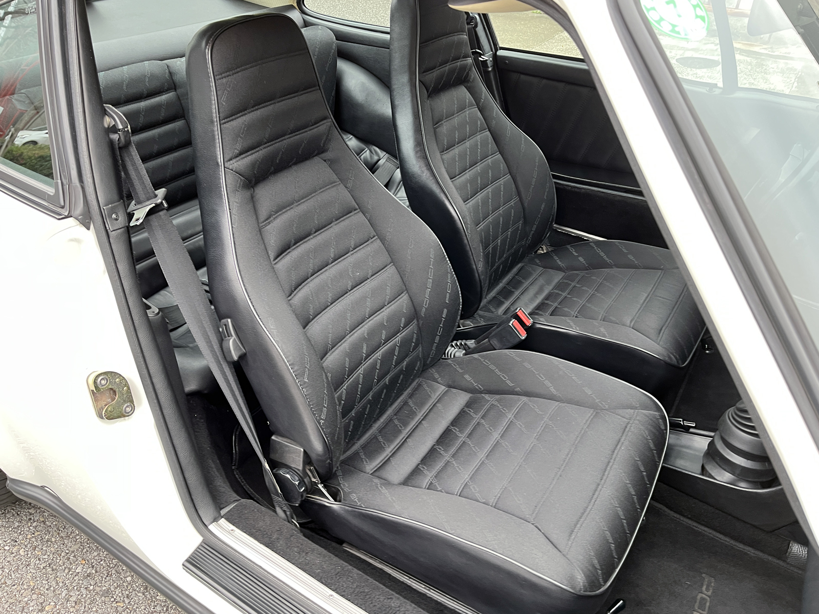 911 Carrera(Type930)リッチライン