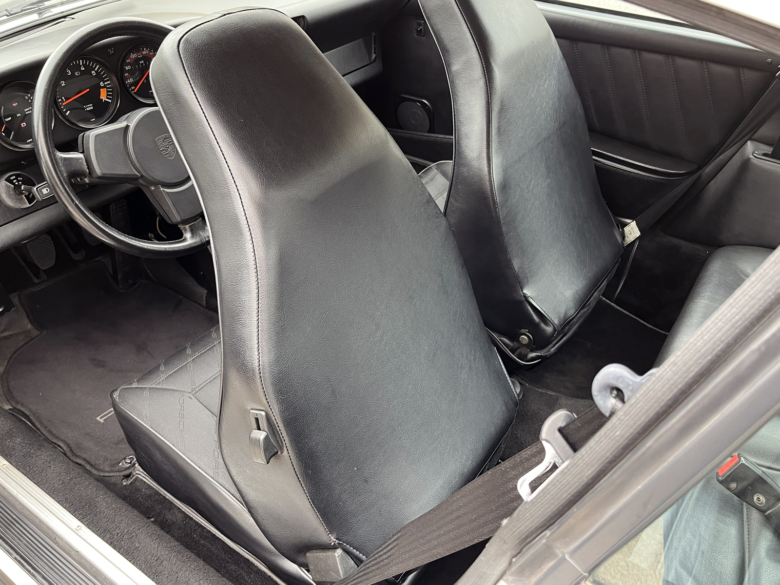 911 Carrera(Type930)リッチライン