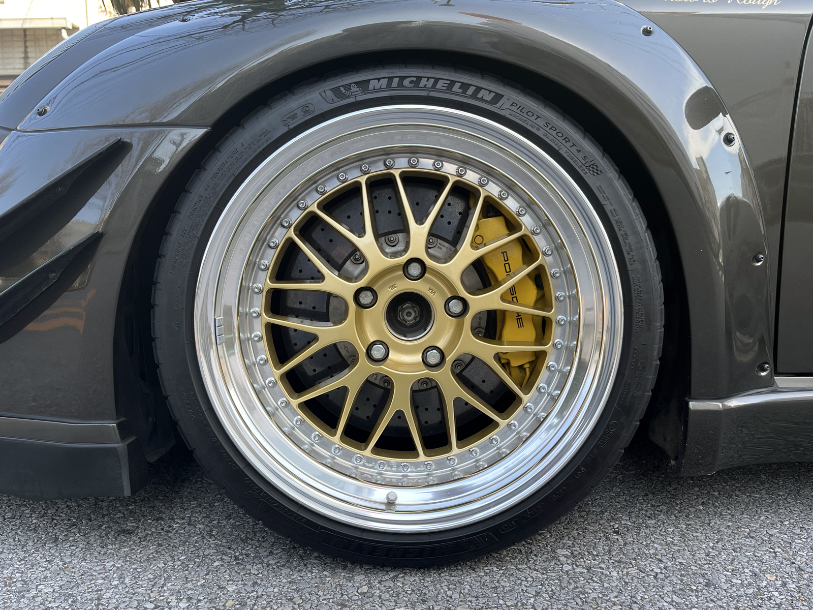 911 Turbo RWB(Type997)リッチライン