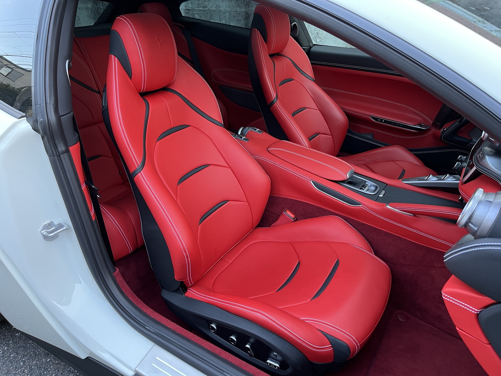 GTC4Lusso Tリッチライン