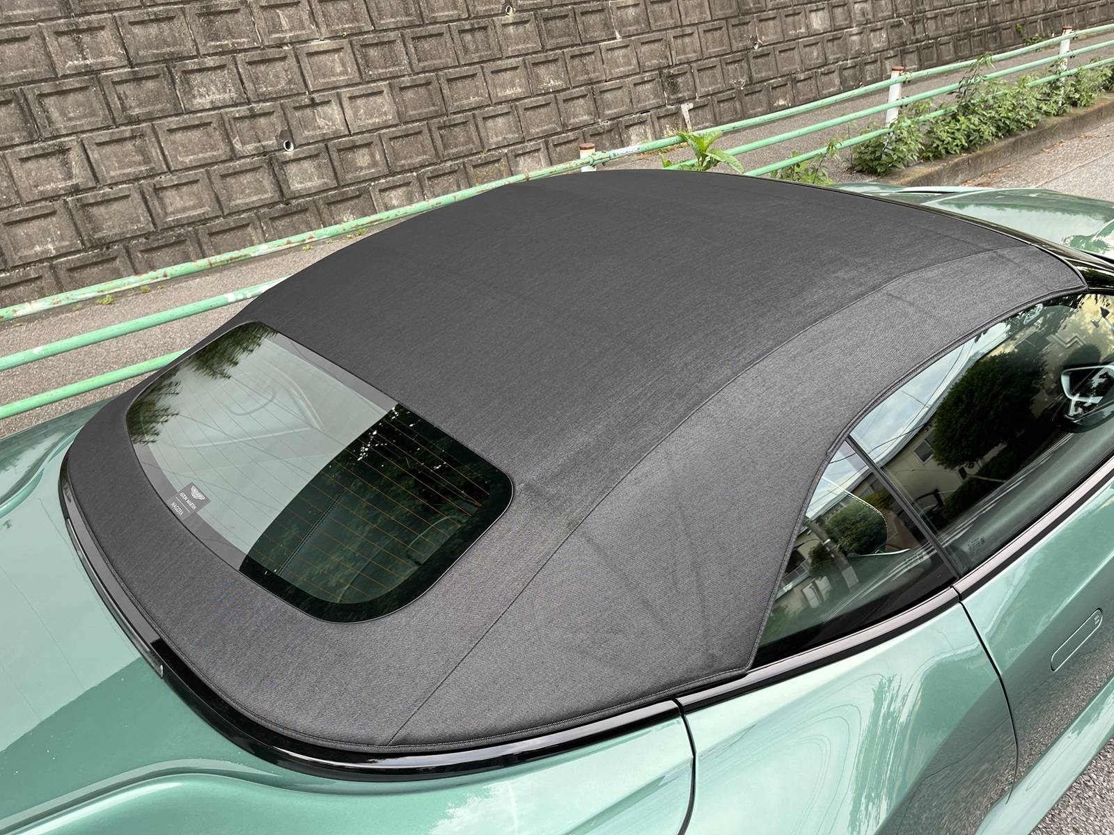 DBS Superleggera Volanteリッチライン