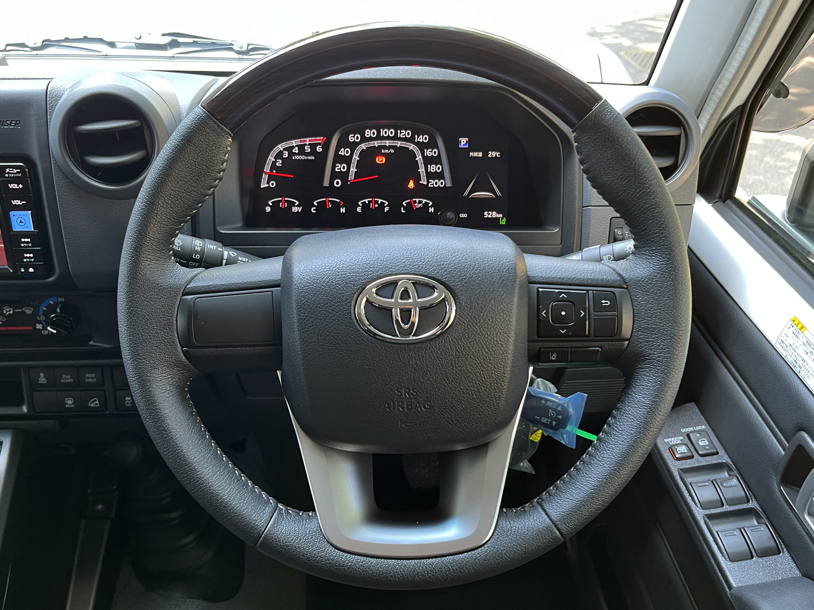 LAND CRUISER 70 AXリッチライン