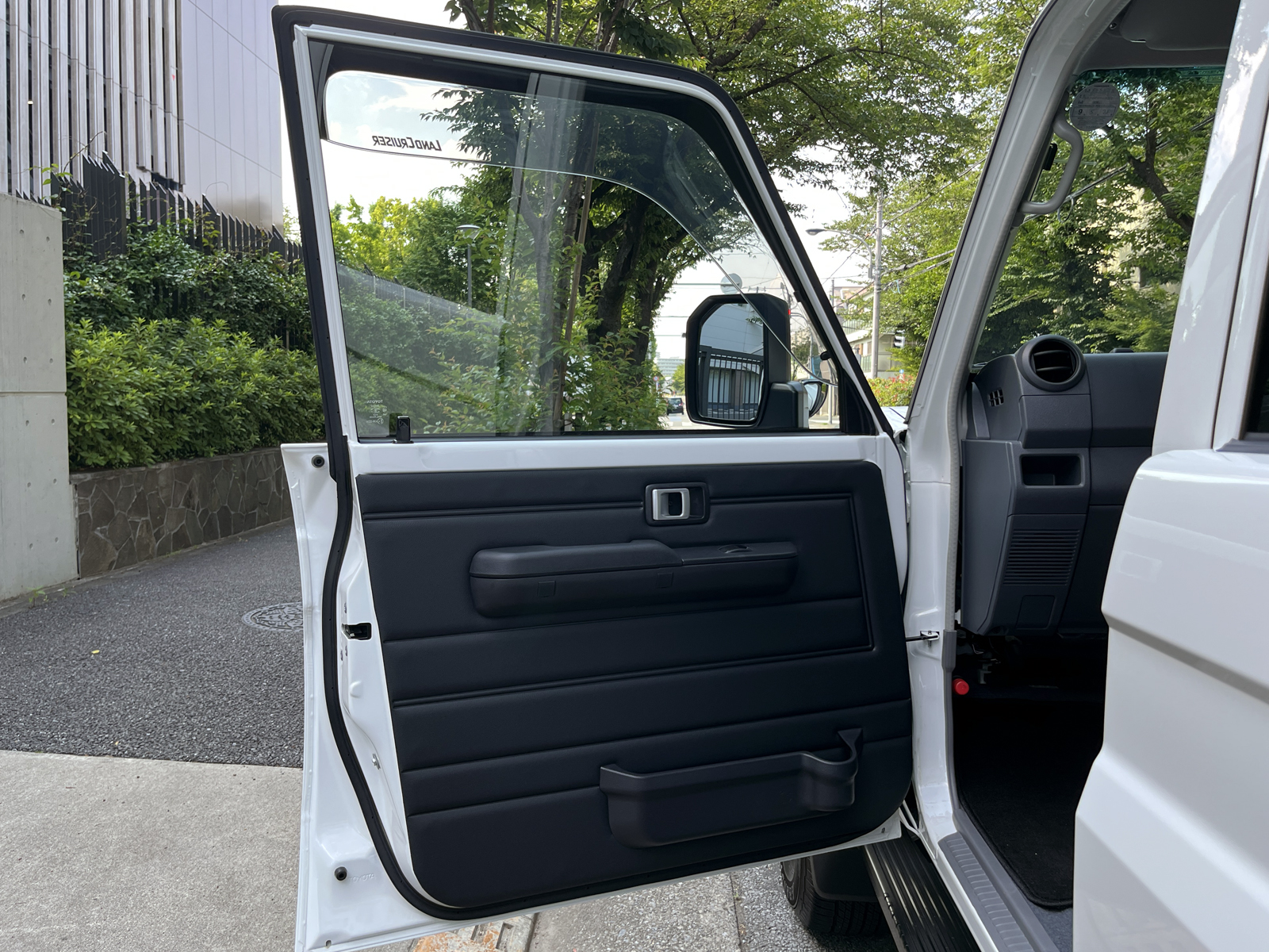 LAND CRUISER 70 AXリッチライン