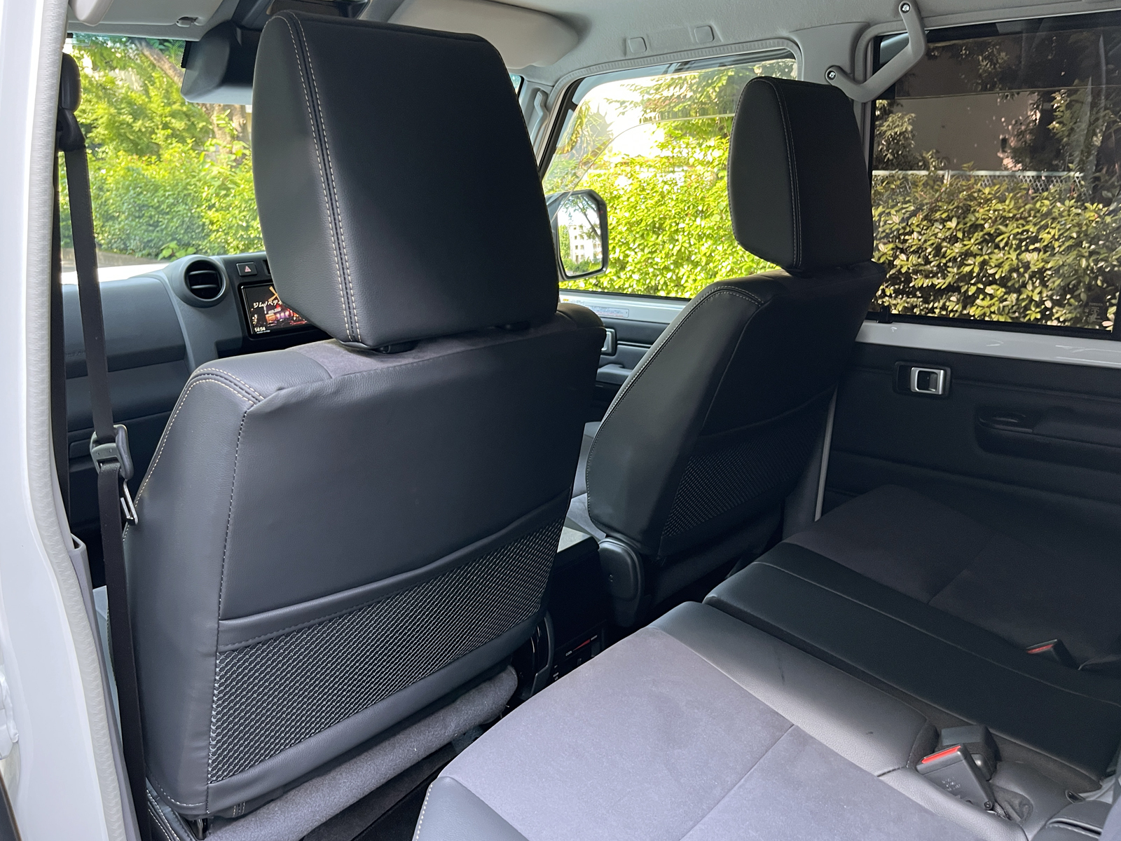 LAND CRUISER 70 AXリッチライン