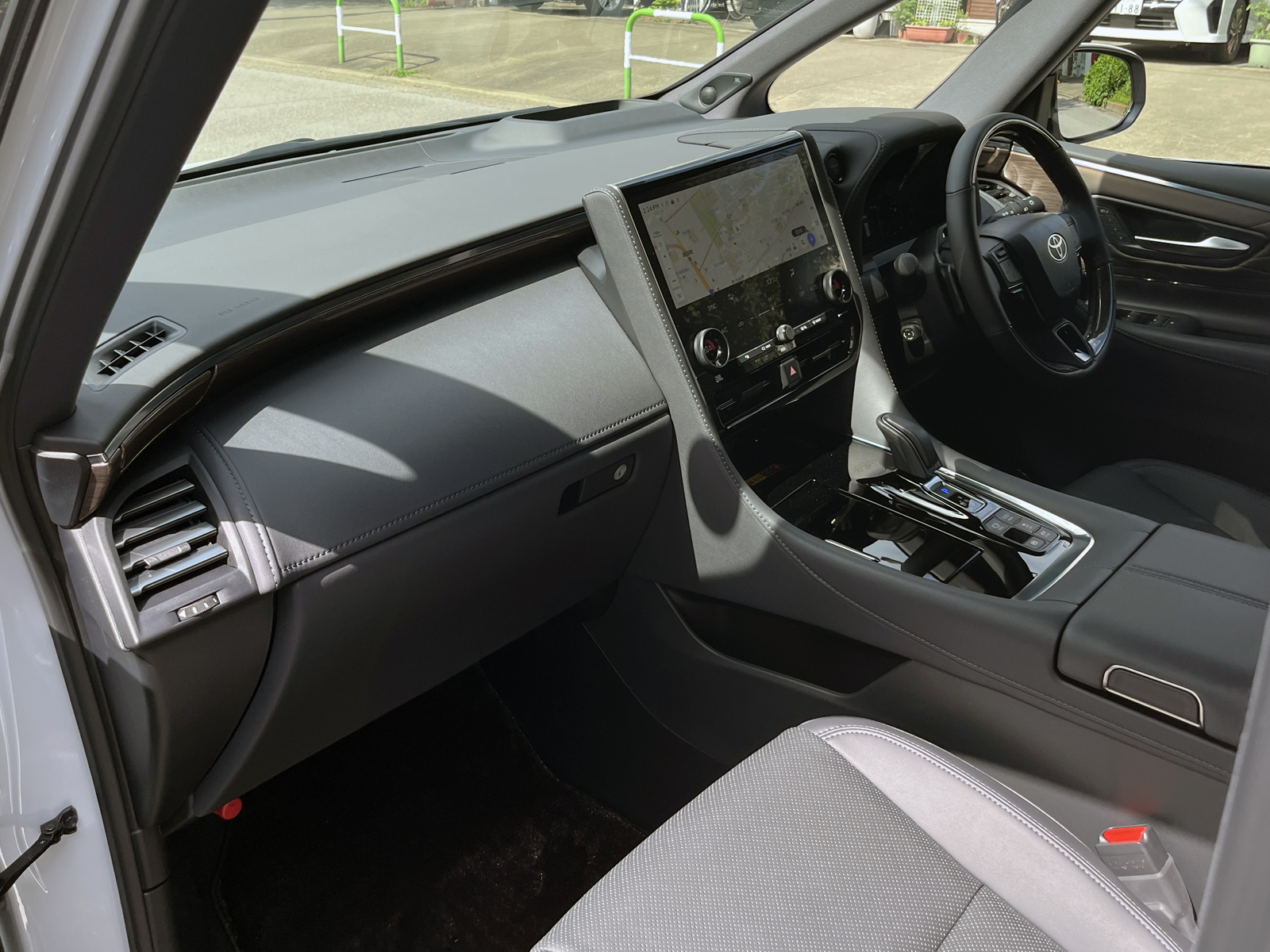 VELLFIRE HEV Executive Loungeリッチライン