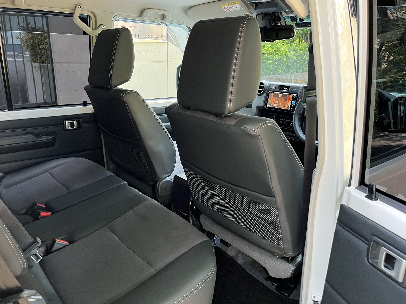LAND CRUISER 70 AXリッチライン