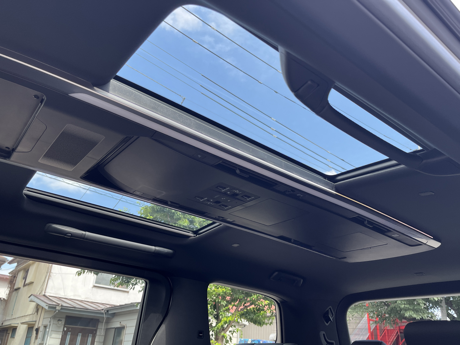 VELLFIRE HEV Executive Loungeリッチライン