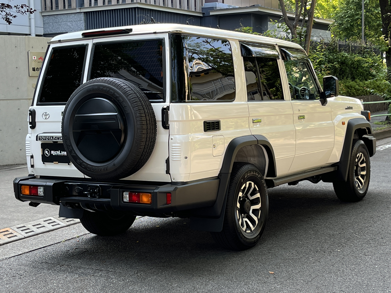 LAND CRUISER 70 AXリッチライン
