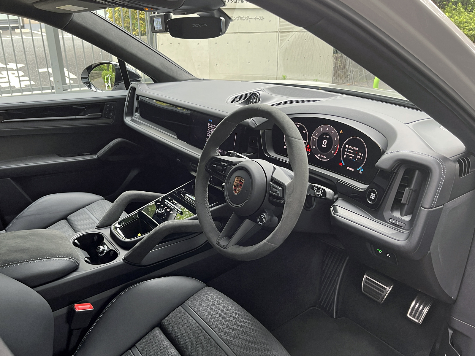 Cayenne Coupe GTSリッチライン