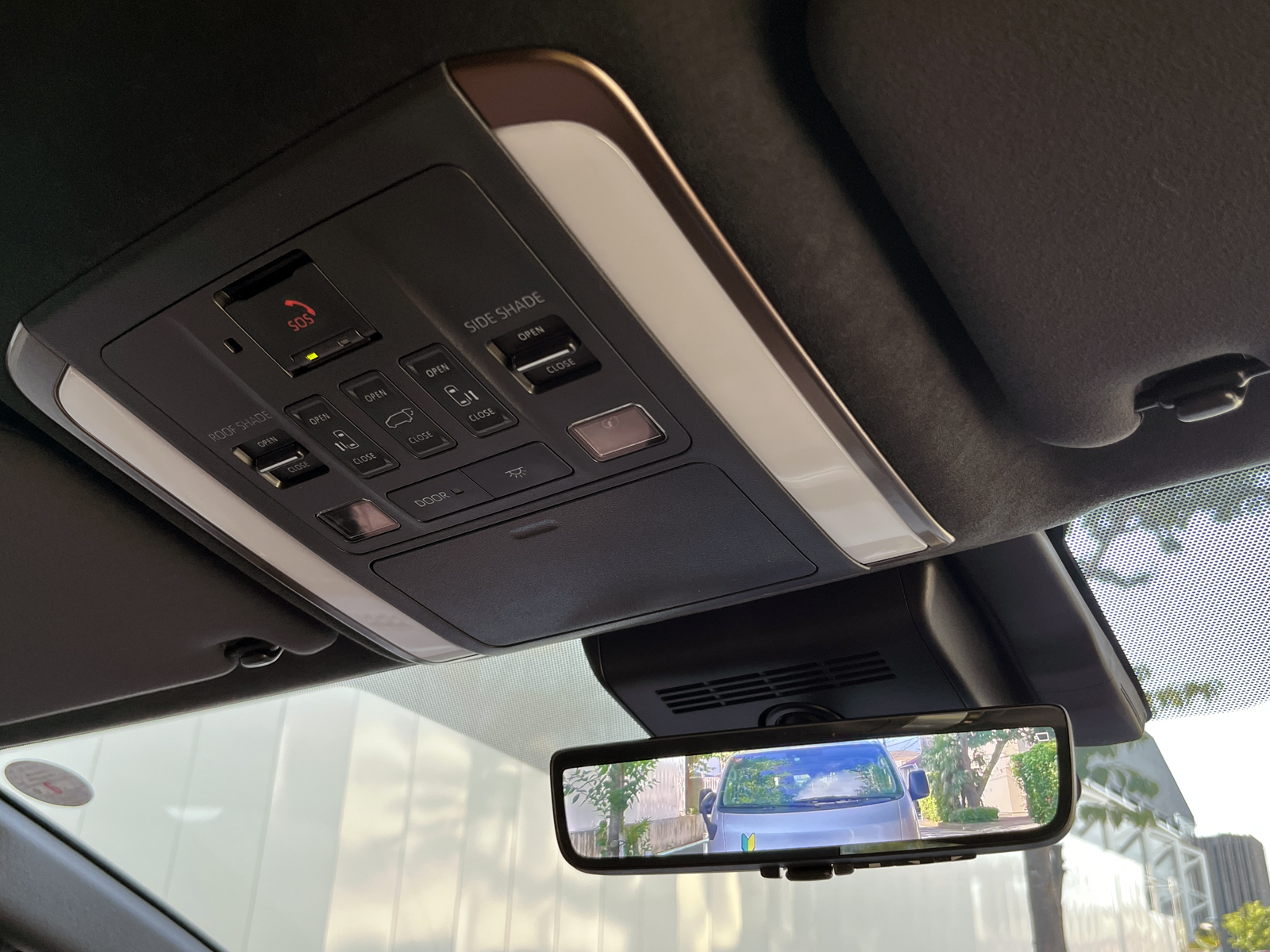 VELLFIRE PHEV Executive Loungeリッチライン