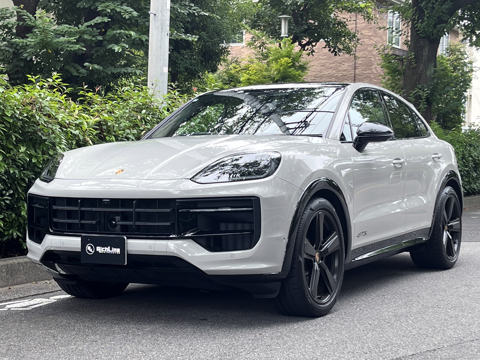 Cayenne Coupe GTSリッチライン