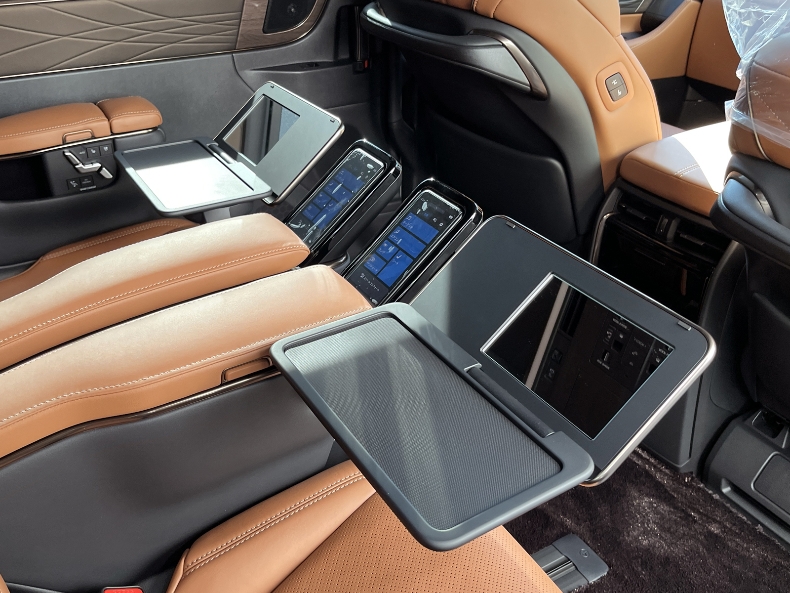 VELLFIRE PHEV Executive Loungeリッチライン