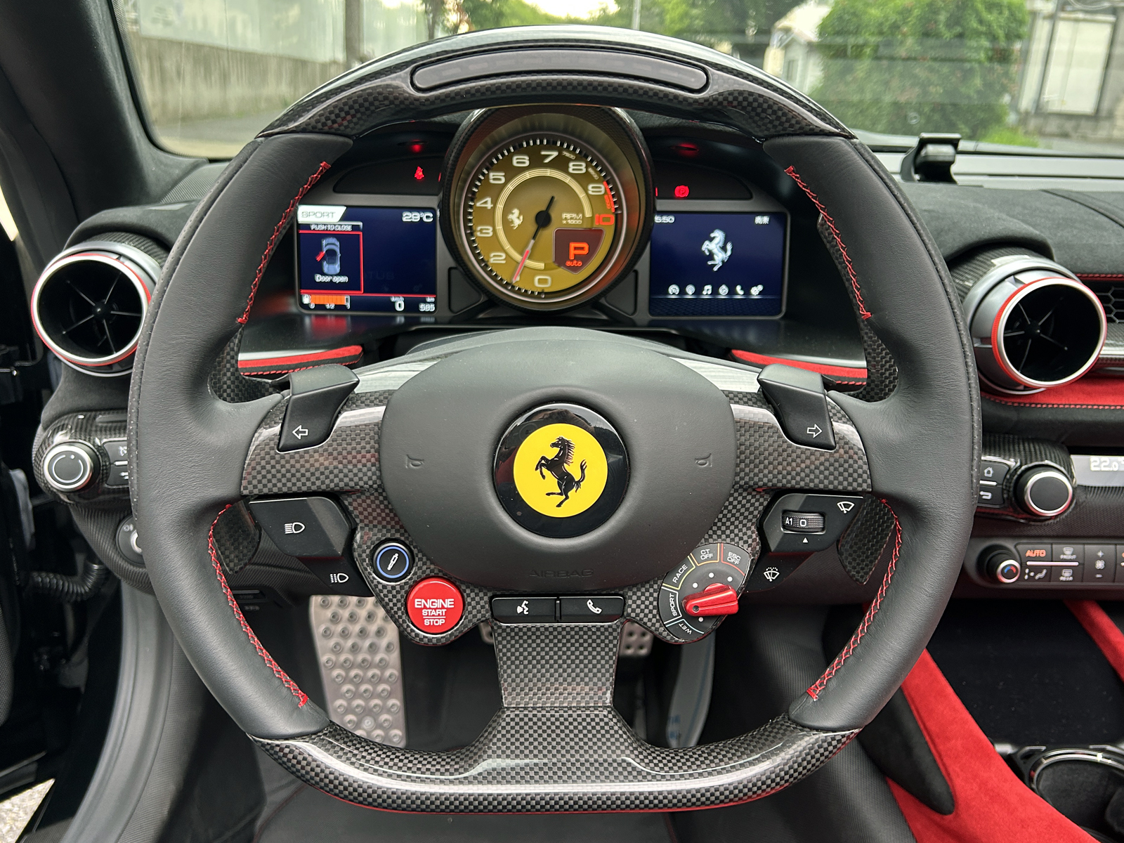 812 Competizione Aリッチライン