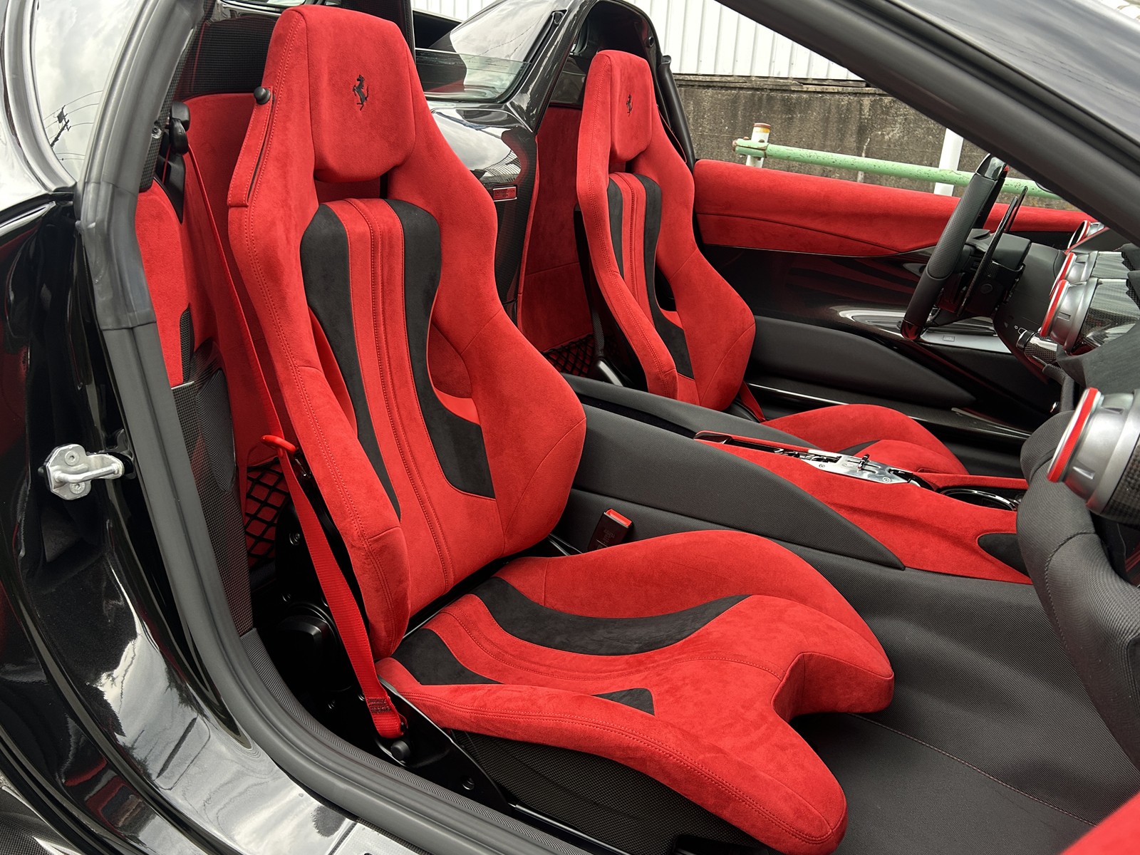 812 Competizione Aリッチライン