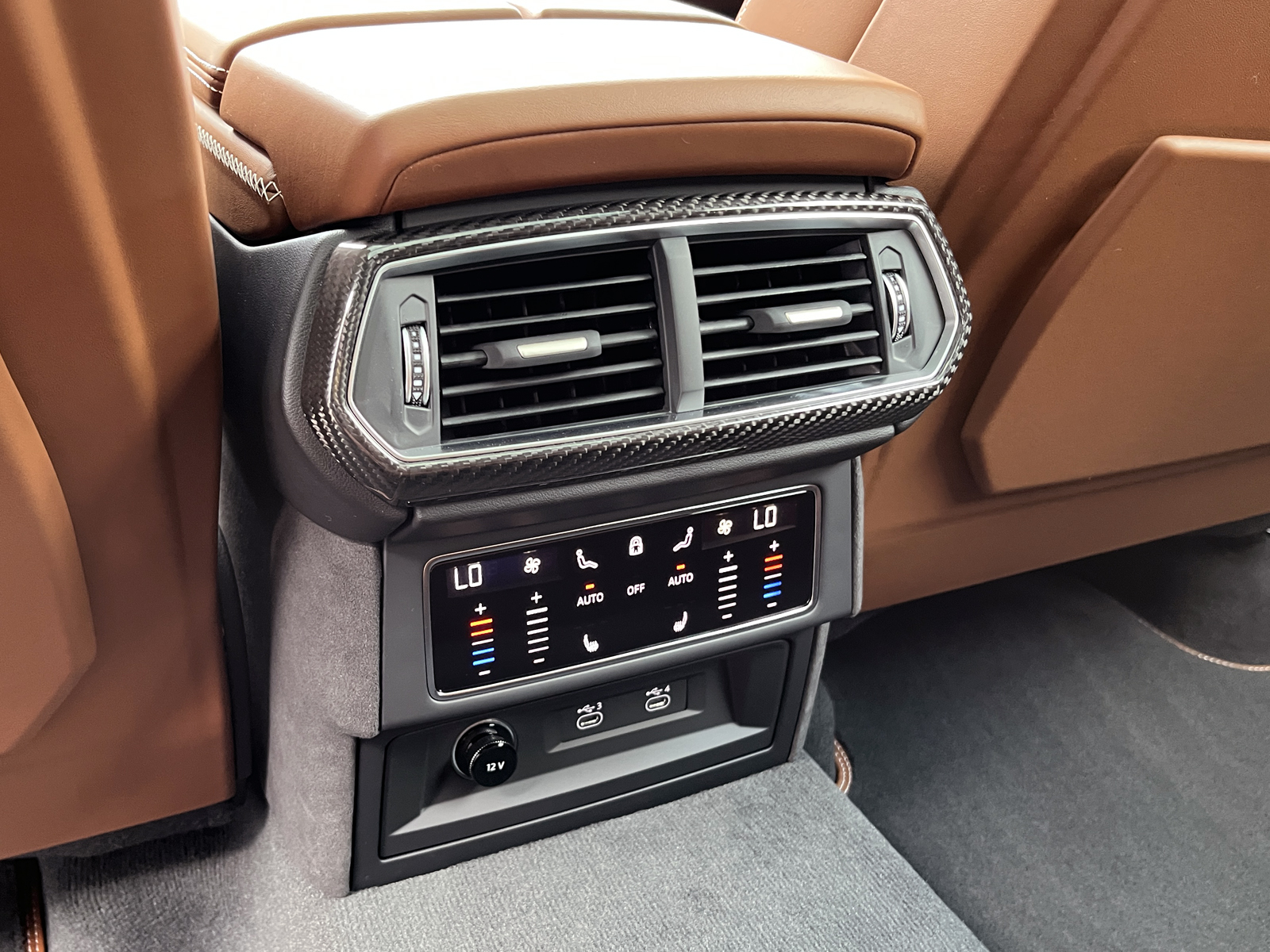 Urus SEリッチライン