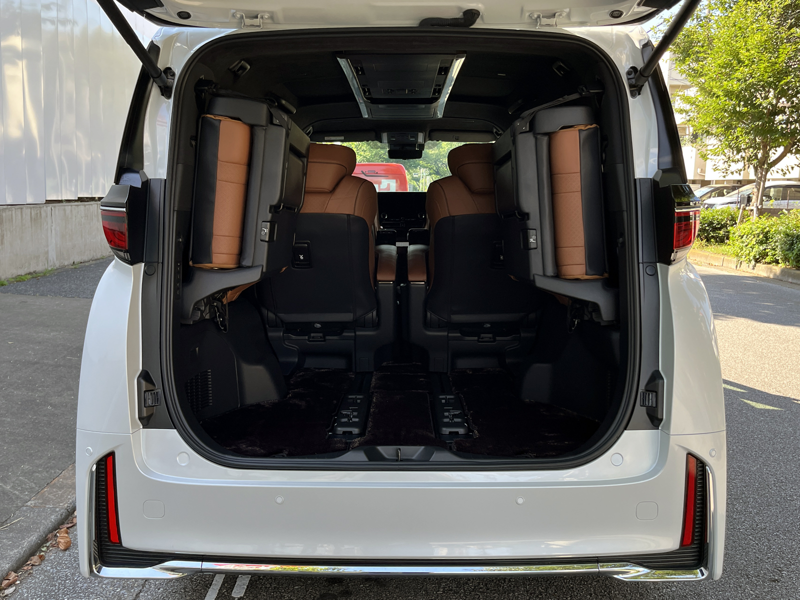 VELLFIRE PHEV Executive Loungeリッチライン