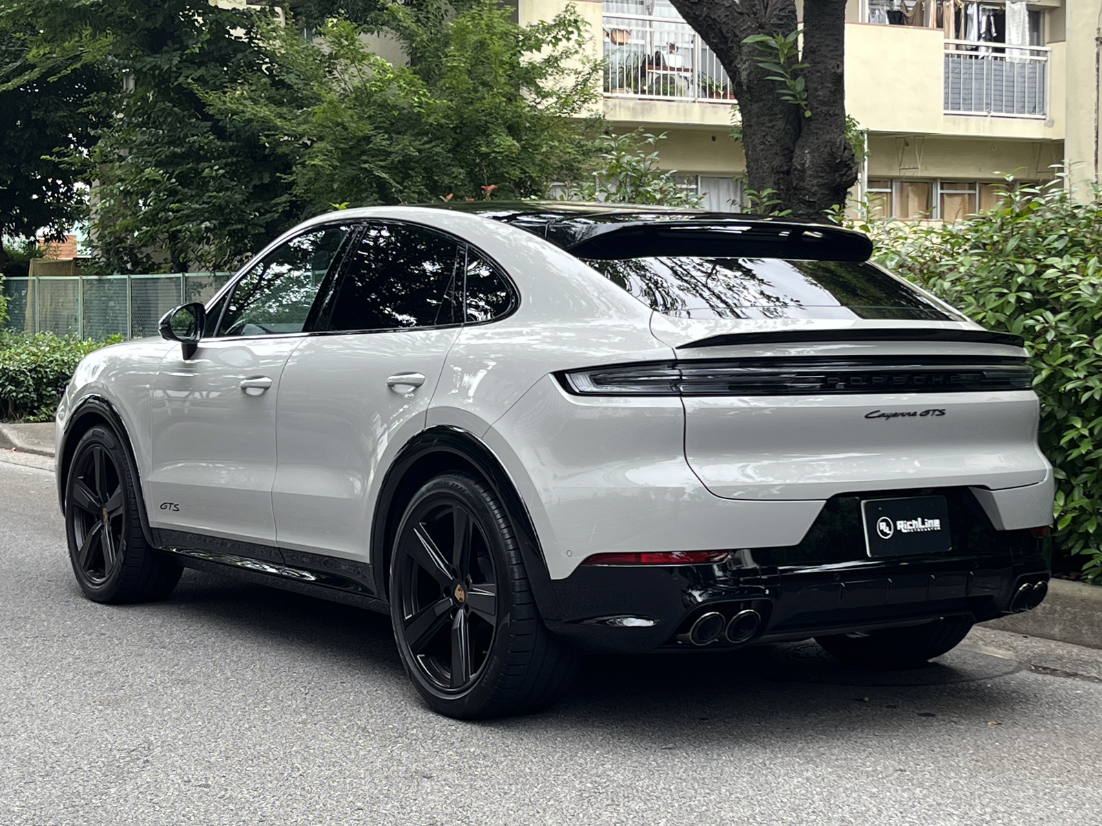 Cayenne Coupe GTSリッチライン