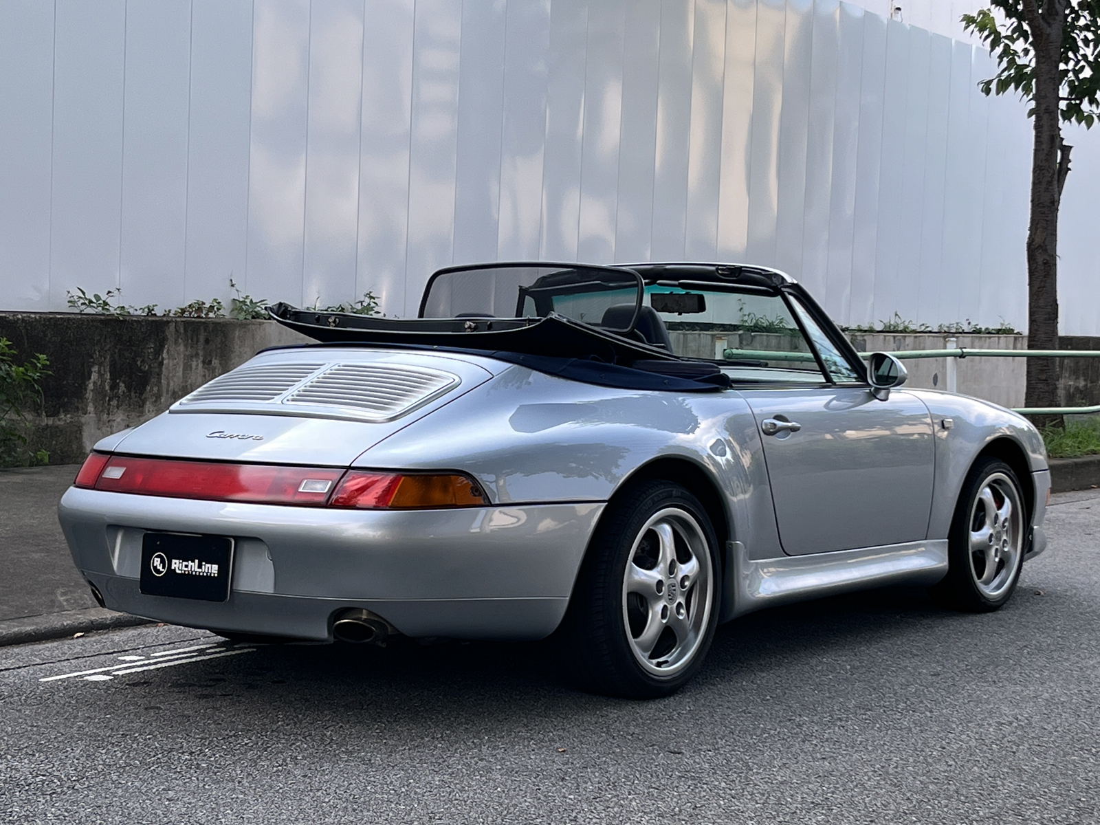 911 Carrera Cabriolet(Type993)リッチライン