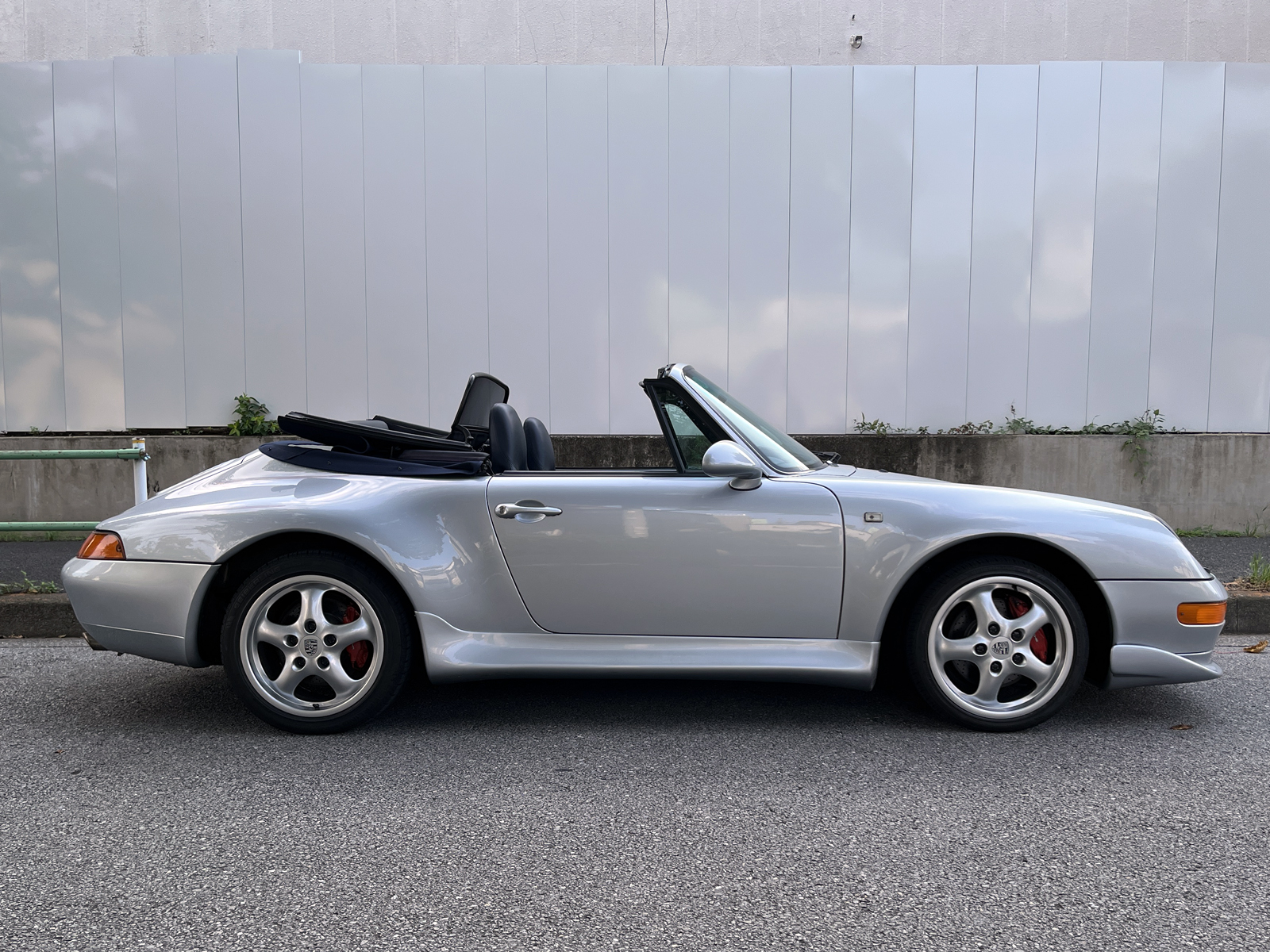 911 Carrera Cabriolet(Type993)リッチライン