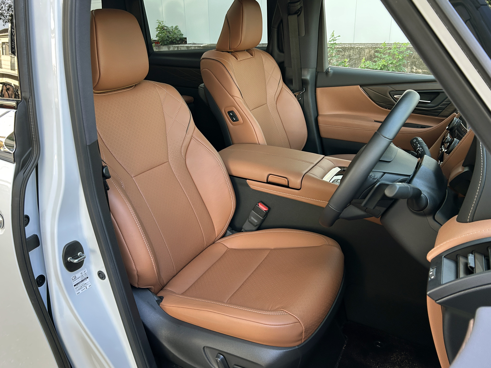 VELLFIRE HEV Executive Loungeリッチライン