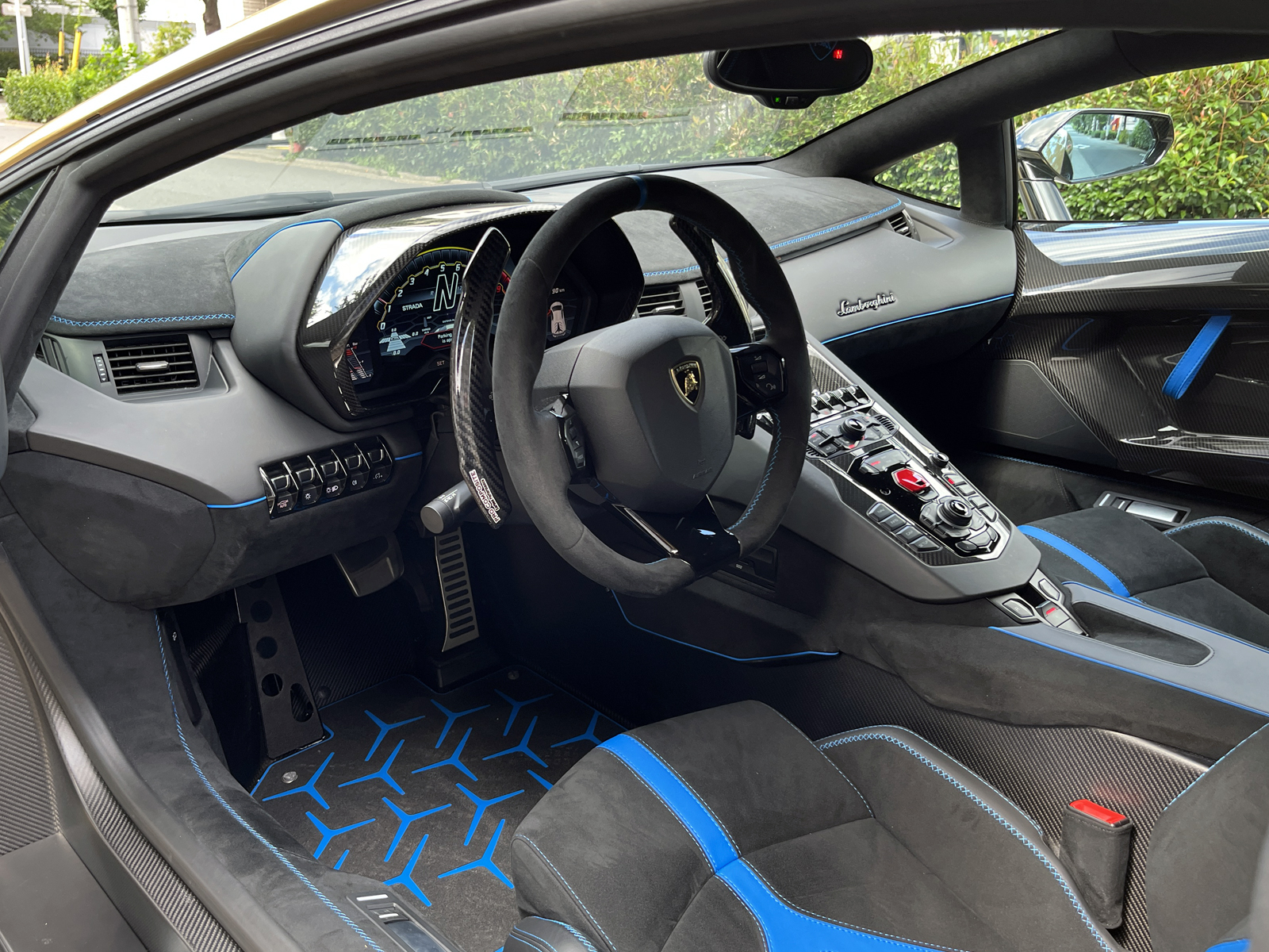 Aventador SVJリッチライン