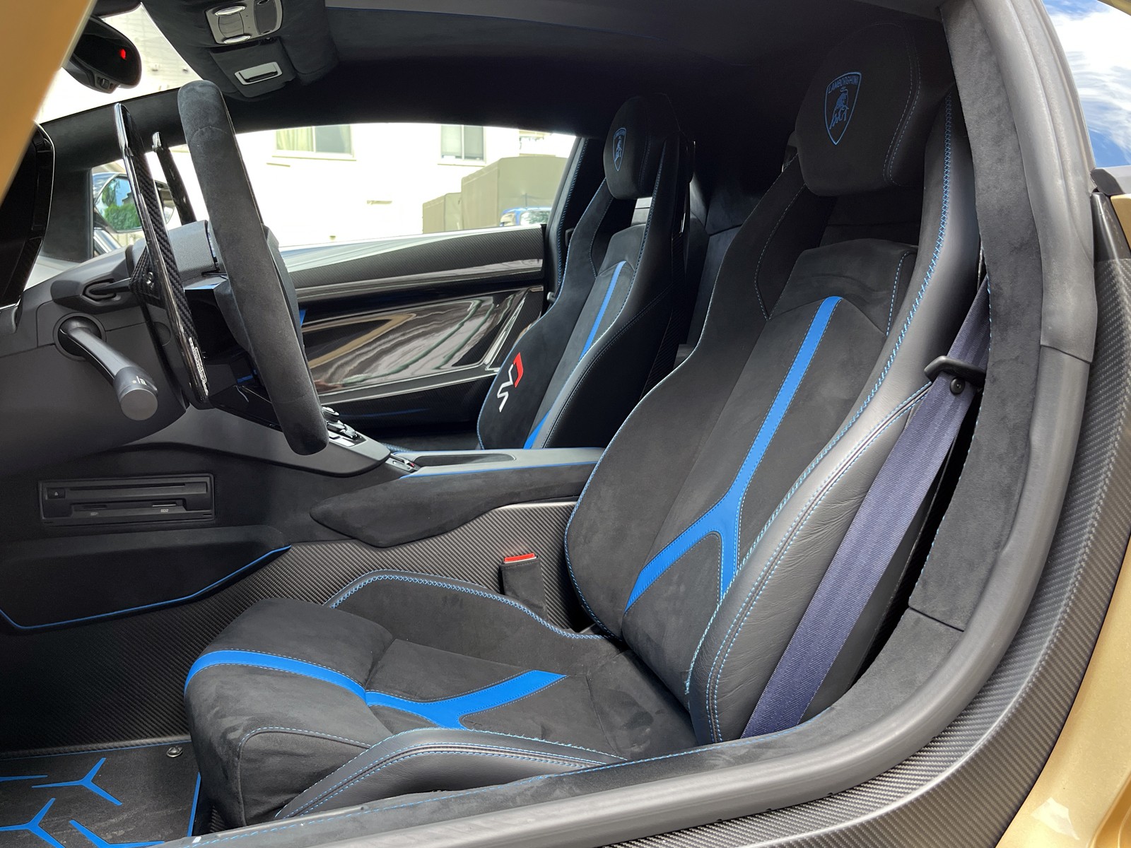 Aventador SVJリッチライン