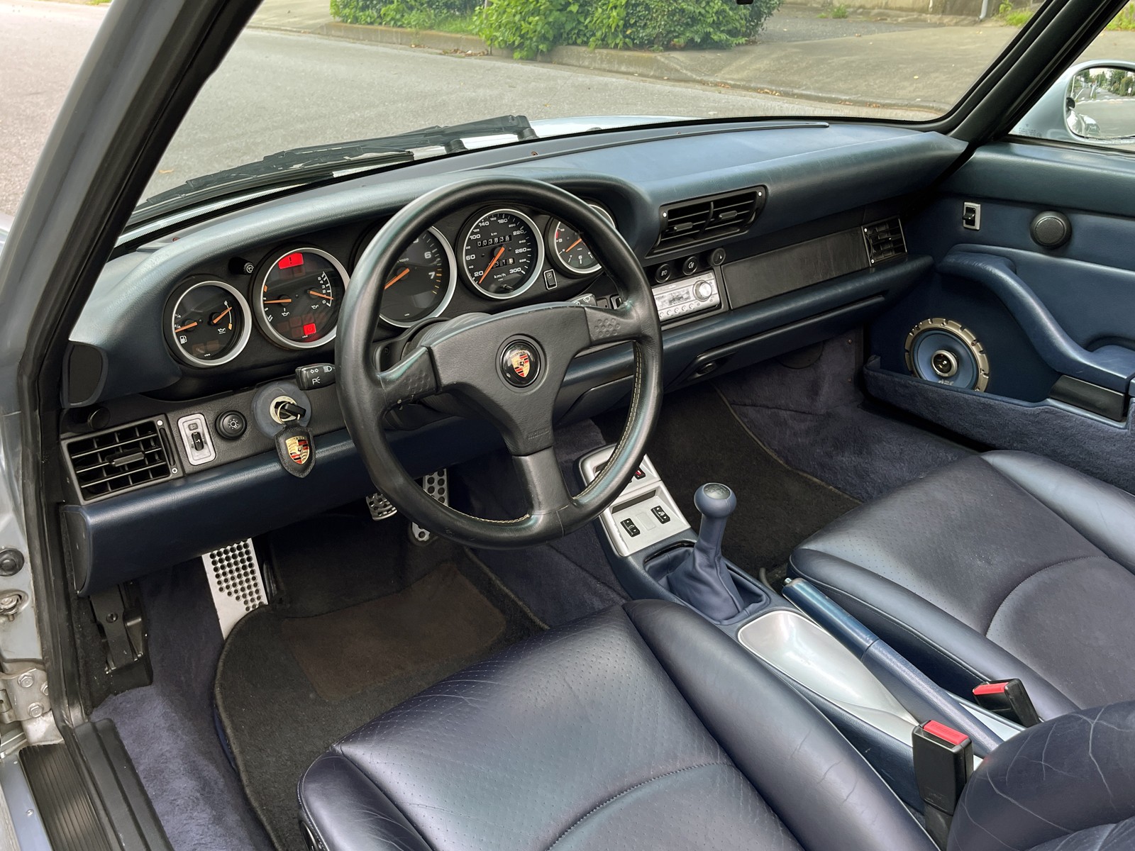 911 Carrera Cabriolet(Type993)リッチライン