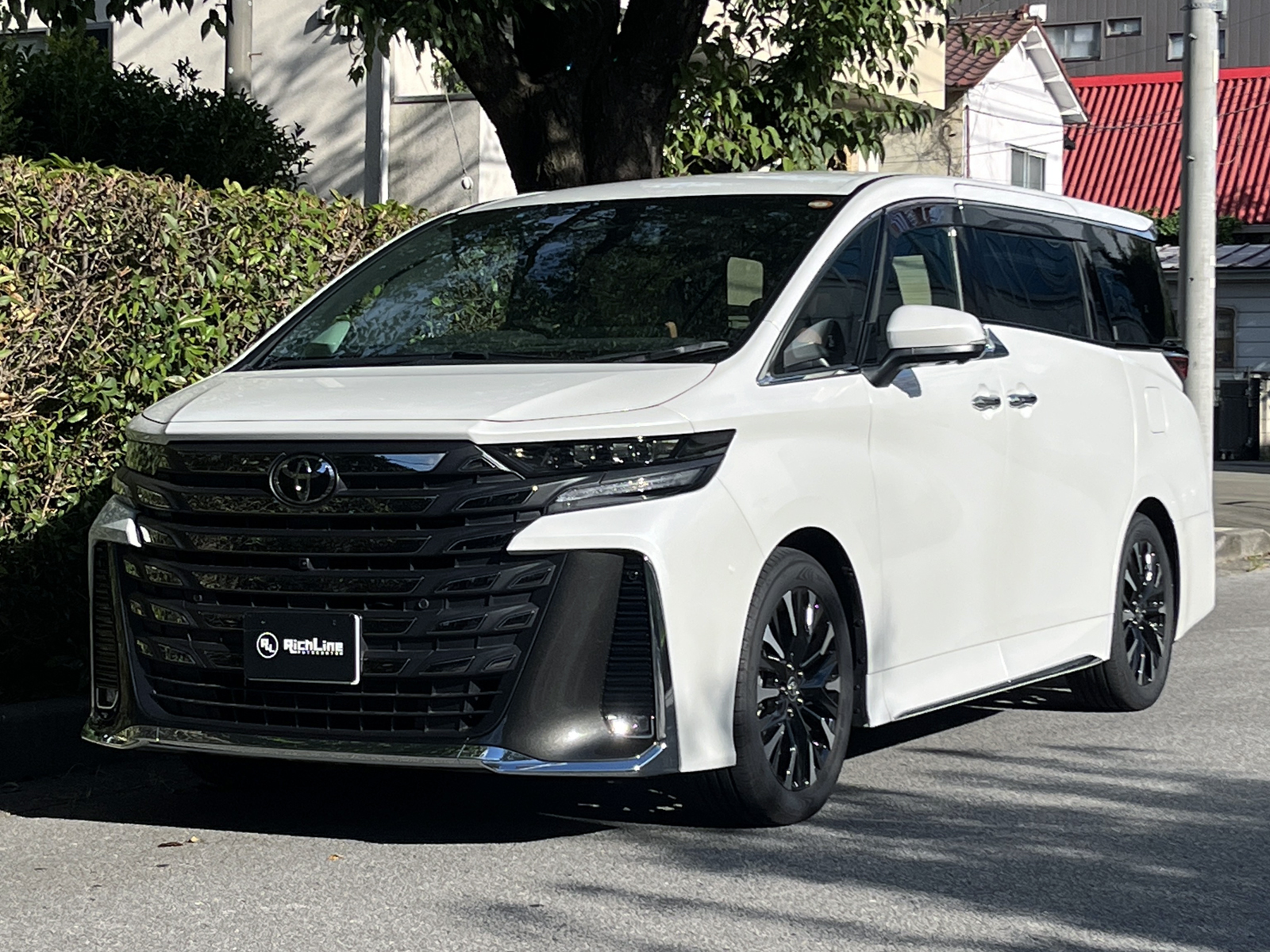 VELLFIRE HEV Executive Loungeリッチライン