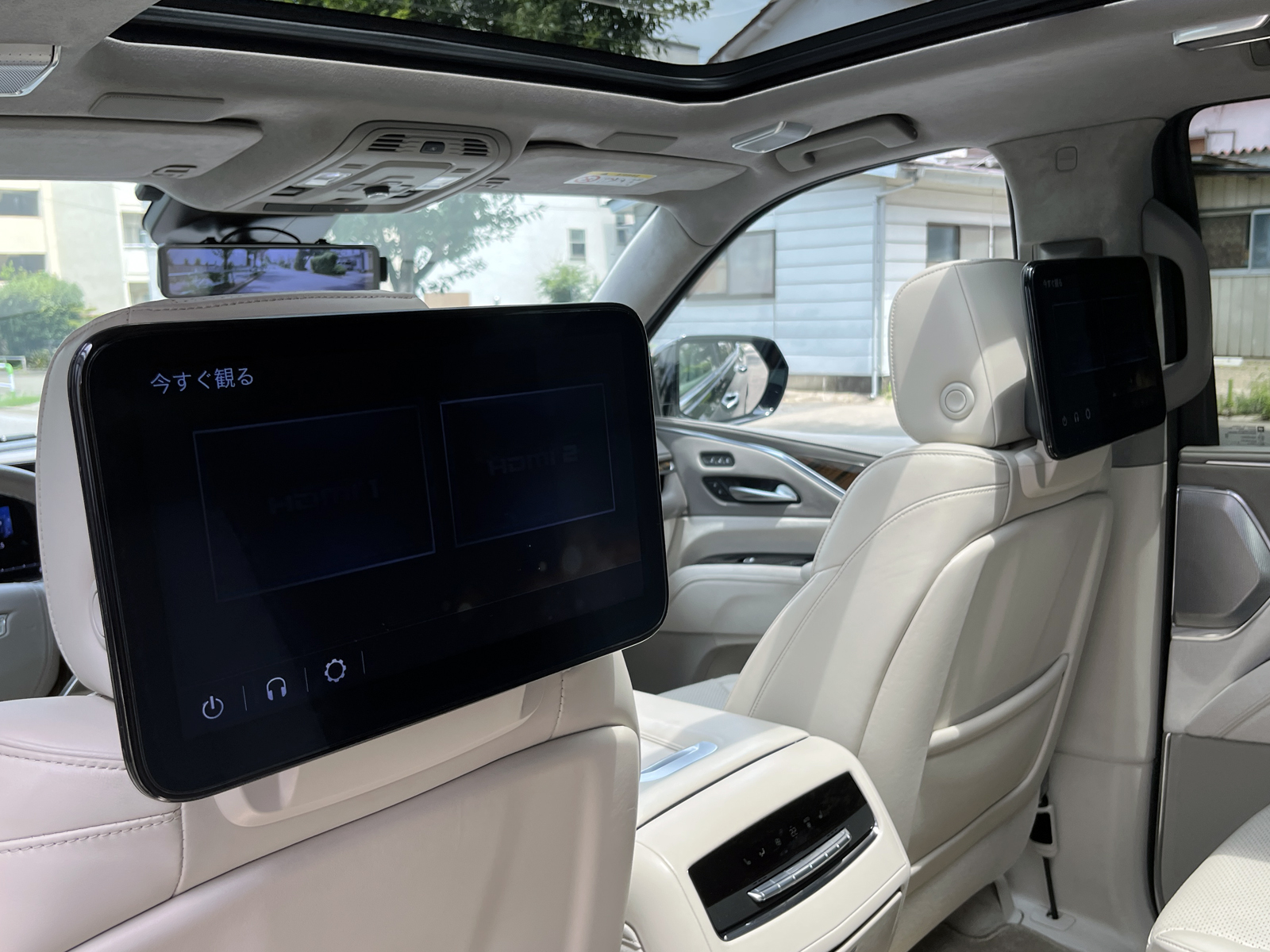 ESCALADE PLATINUMリッチライン