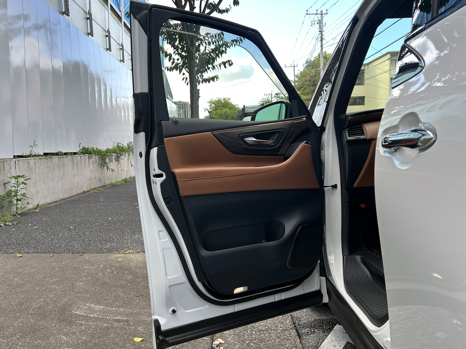 VELLFIRE HEV Executive Loungeリッチライン