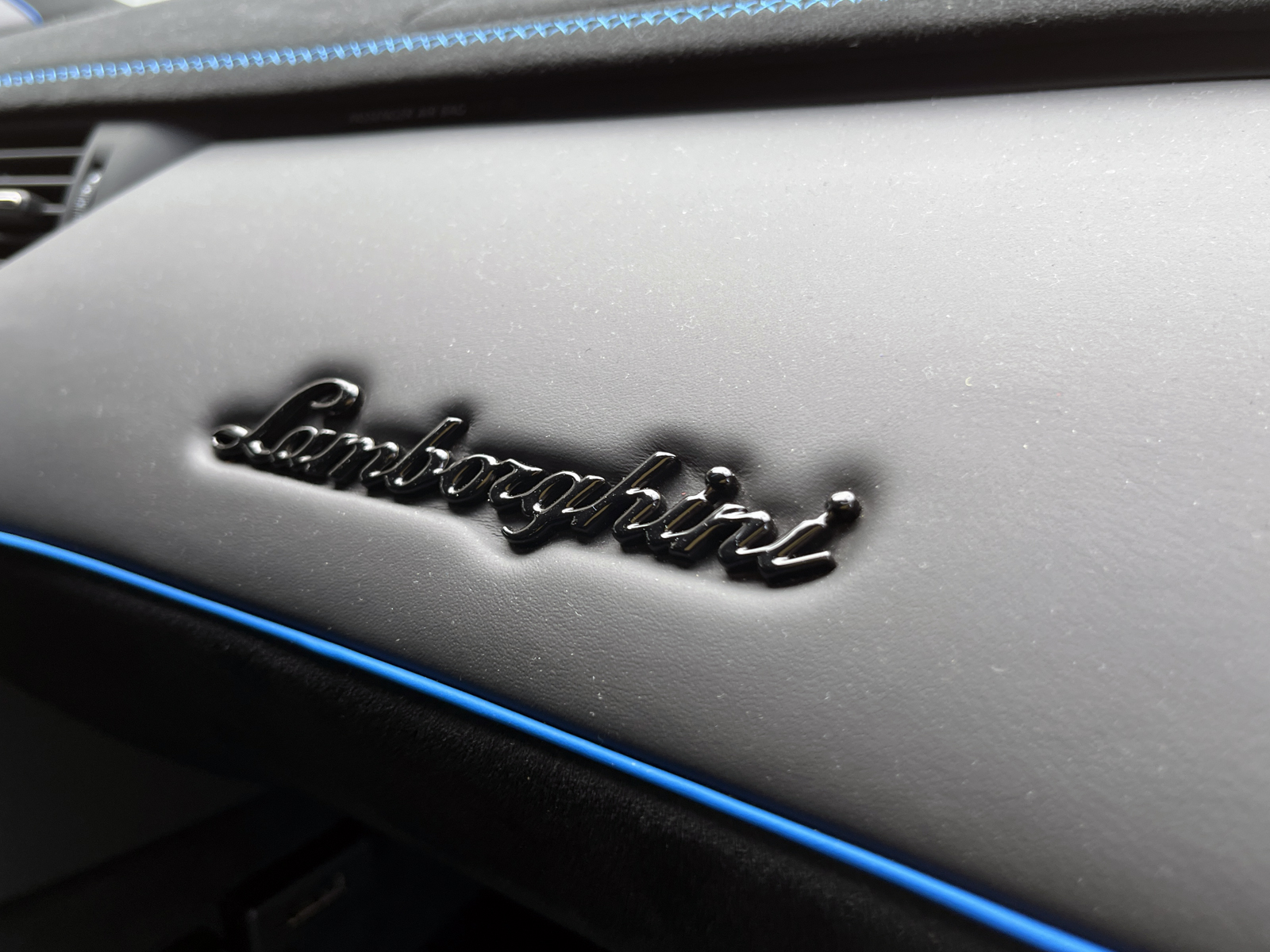 Aventador SVJリッチライン