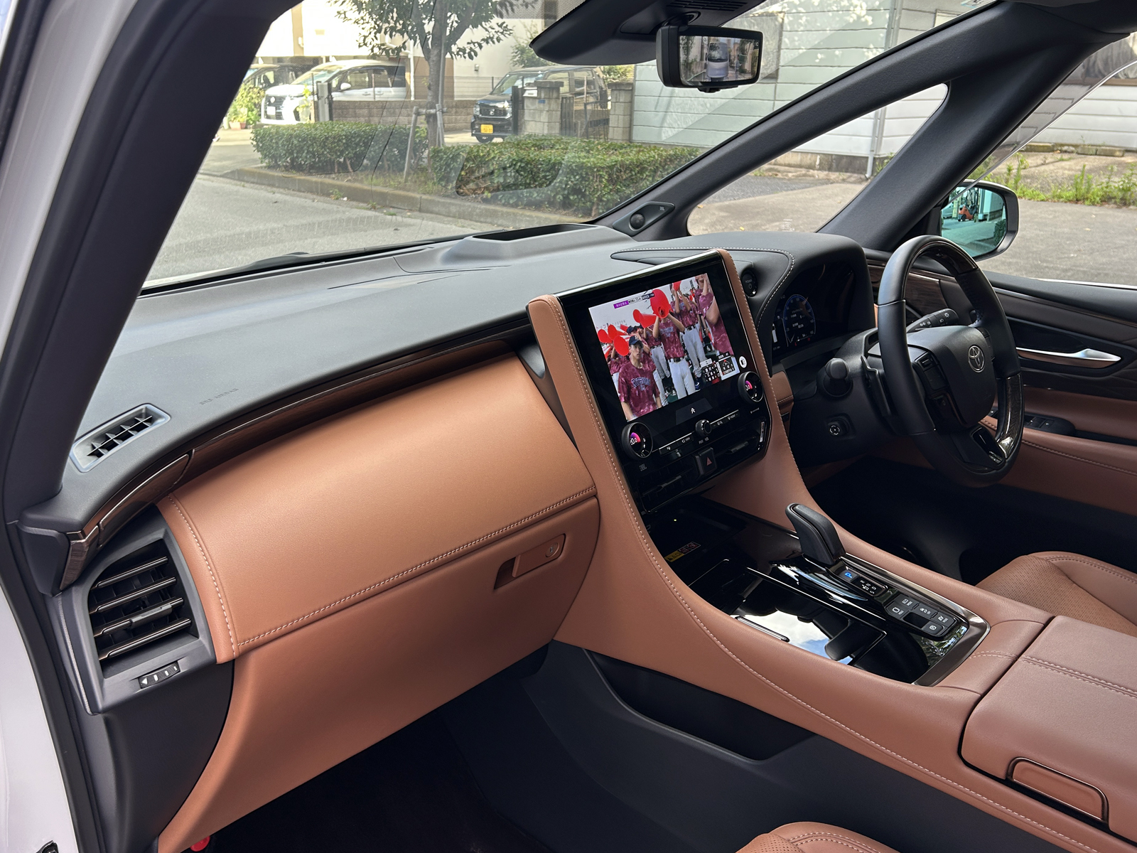 VELLFIRE HEV Executive Loungeリッチライン