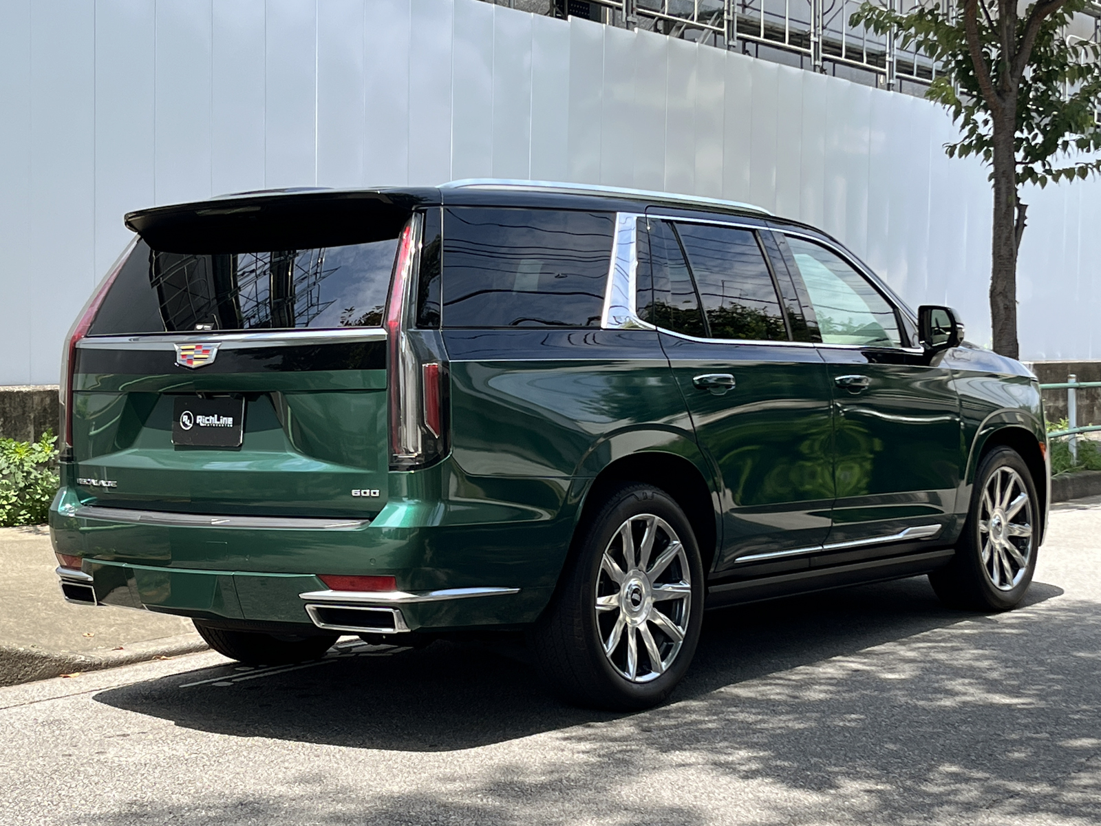 ESCALADE PLATINUMリッチライン