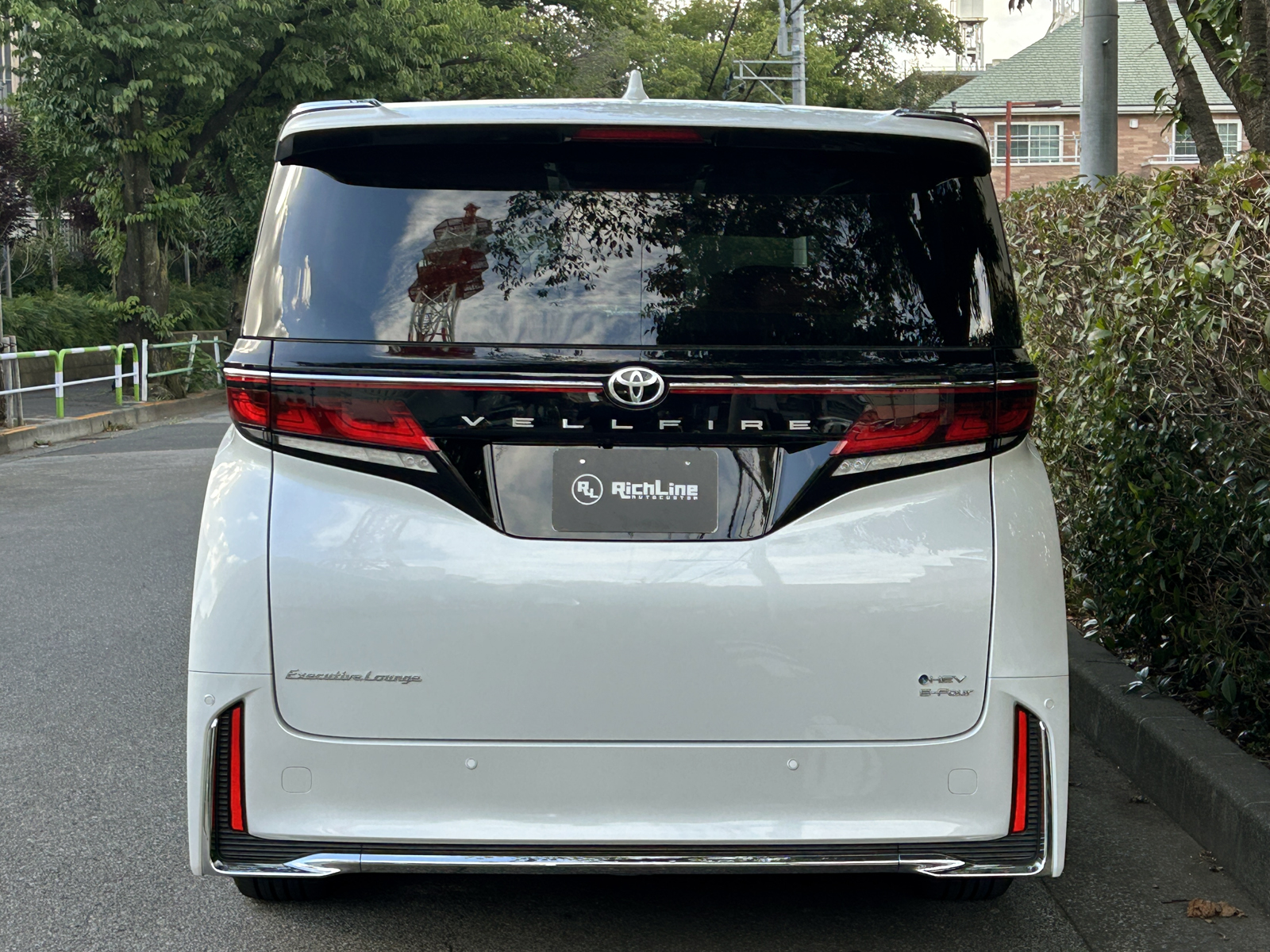 VELLFIRE HEV Executive Loungeリッチライン