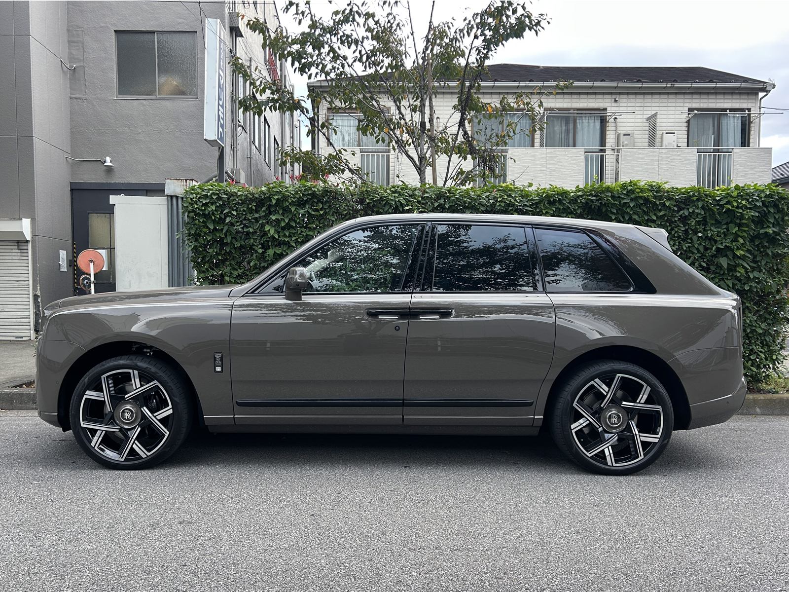 Black Badge Cullinanリッチライン