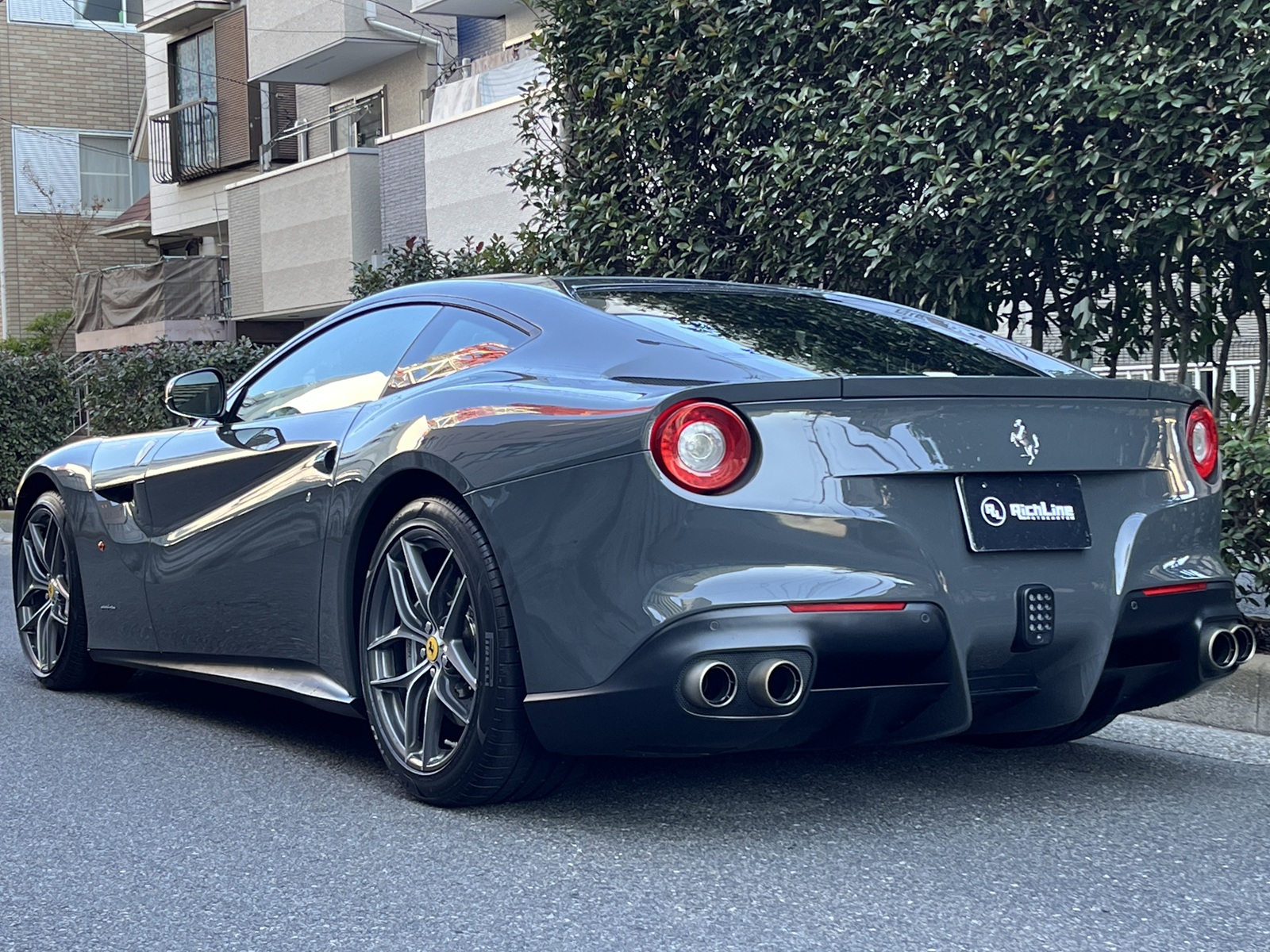 F12 BERLINETTAリッチライン